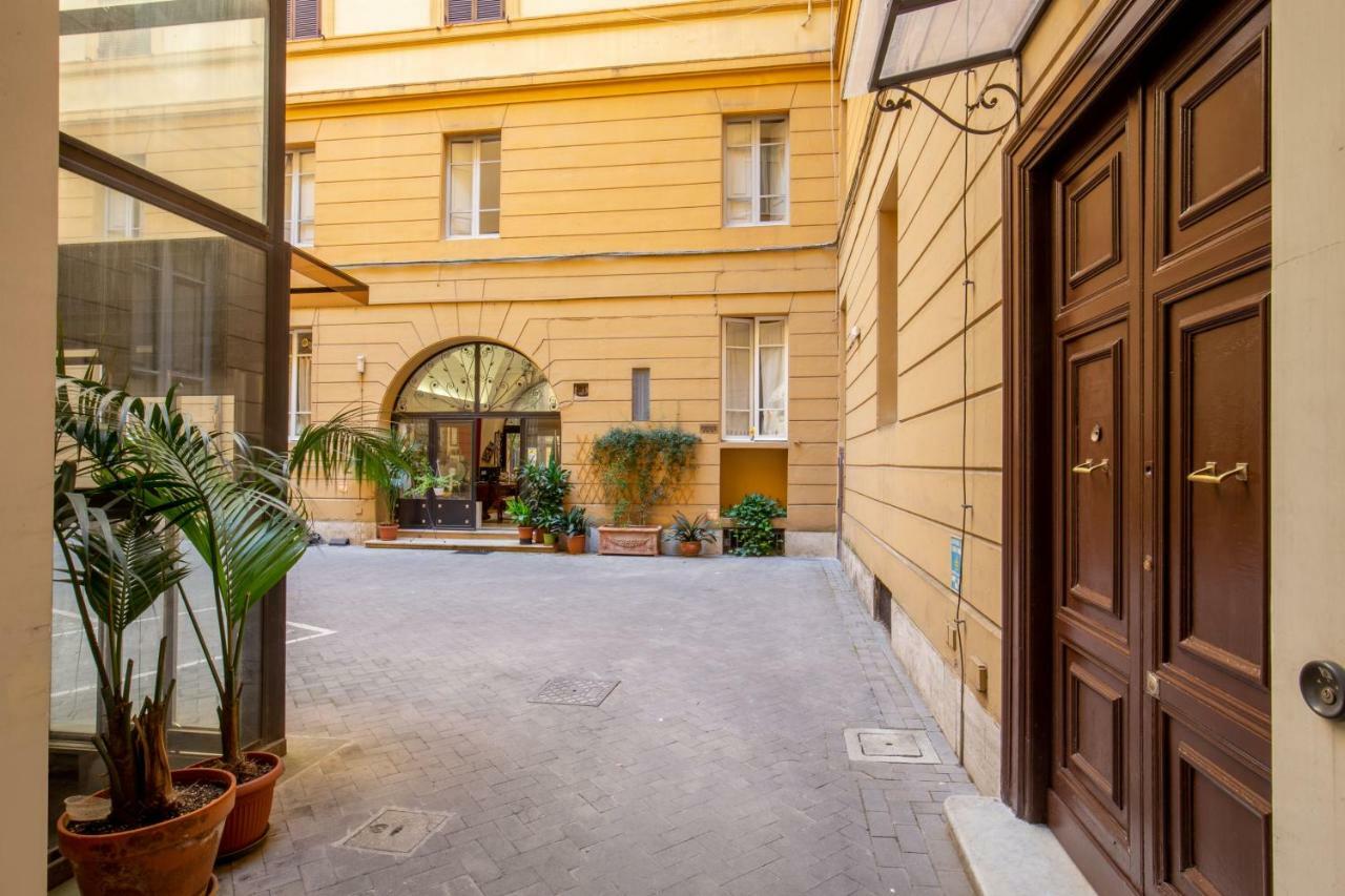 Courtyard Rome Suite Buitenkant foto